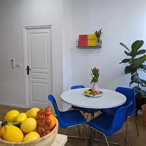 T2 Cosy Avec Terrasse Et Parking Marseille