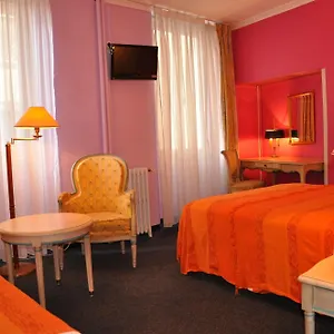 2* Hotel Moderne